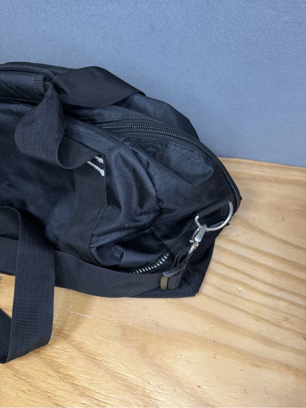 OGIO Half Dome Small Black Nylon Duffel Gym Bag Zip 5L Shoulder Strap